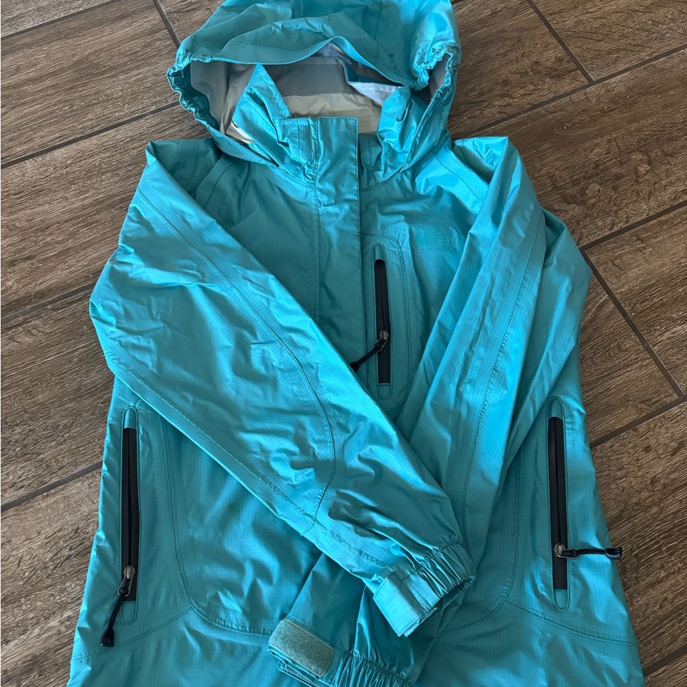 REI blue Hooded Jacket with Zipper Pockets